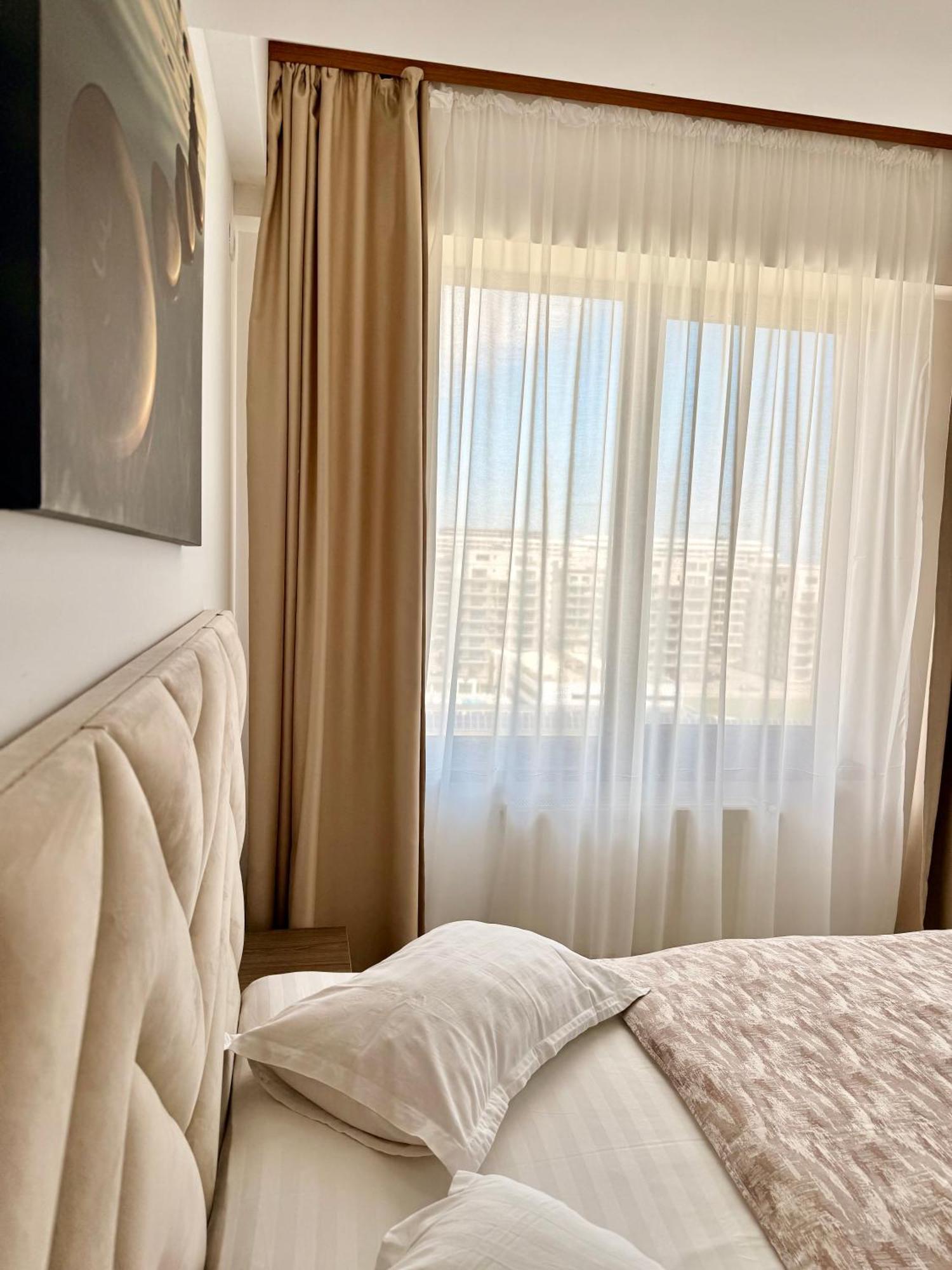 Aqua Vista Nuba - Vedere Top La Mare Si Lac - Apartament 2 Camere Summerland - Mamaia Exteriör bild